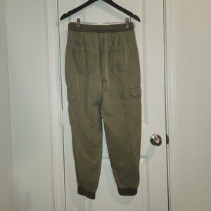 American Eagle Outfitters Women’s Cargo Joggers – Size S